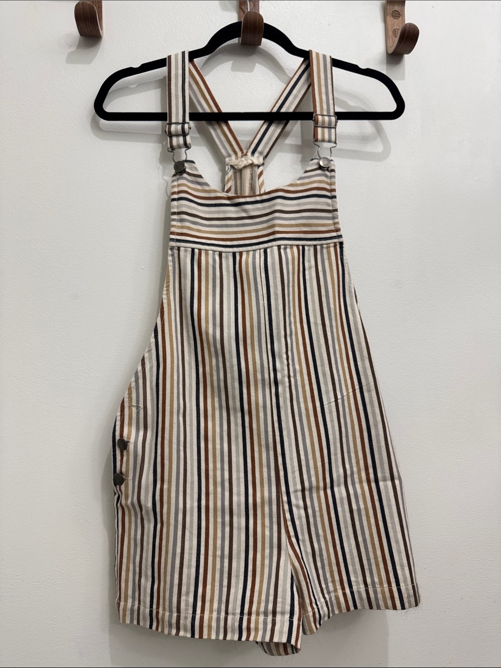 entro Striped Romper Shorts in Beige, Brown and Navy